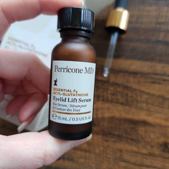 dosage for glutathione injection Perricone MD Neuropeptide Eyelid Lift Serum